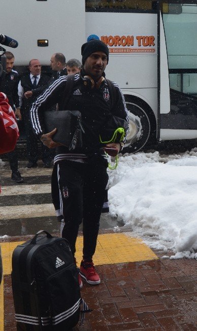 Beşiktaş Trabzon’dan Ayrıldı