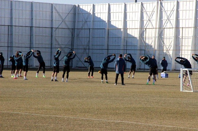 Torku Konyaspor Zoru Başarmak İstiyor