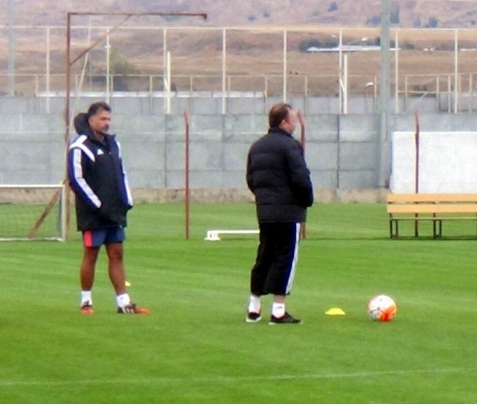 Medicana Sivasspor, Kasımpaşa Maçı Hazırlıklarını Sürdürdü