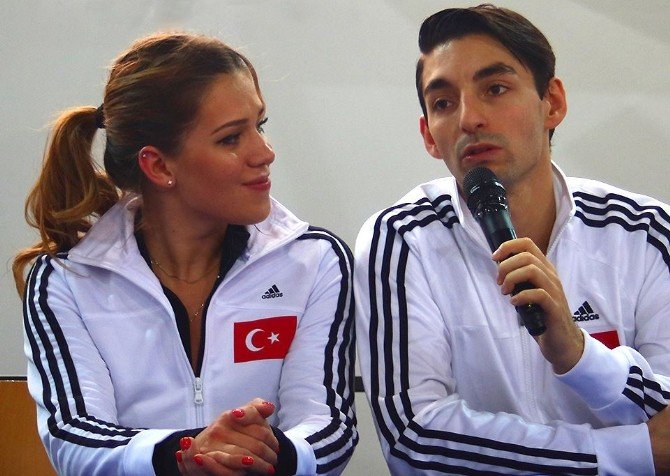 Buz Dansında Altın Başarı