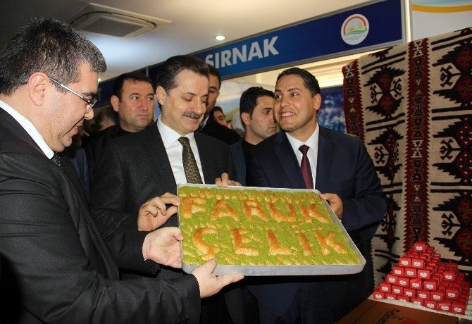 Bakan Çelik’e Şanlıurfa’da Baklava Sürprizi
