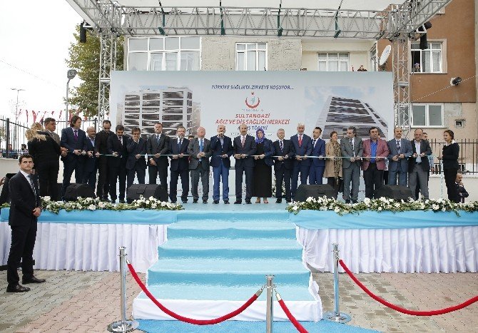 Bakan Müezzinoğlu, Sultangazi Ağız Dış Sağlığı Merkezi’nin Açılış Törenine Katıldı