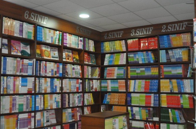 Sungurlu’nun İlk Kitabevi Açıldı