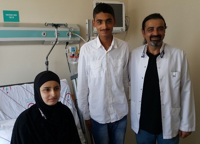 Suriyeli Genç Kadın Doğum Yaparken By-pass Ameliyatı Oldu