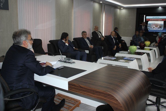 Enerji Ve Tabii Kaynaklar Eski Bakanı Ve Kayseri Milletvekili Adayı Taner Yıldız: