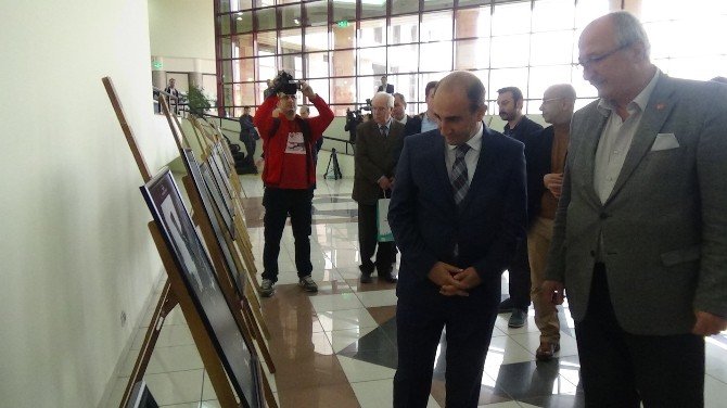 Bursa’nın Kurtuluşu Ve Cumhuriyet Fotoğrafları Kitaplaştırıldı