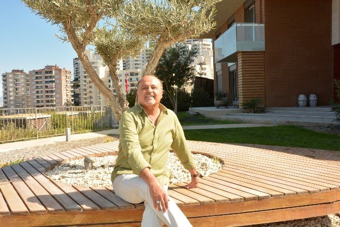 Münir Tanyer: "İzmir’de Konut Açığı Sürüyor"