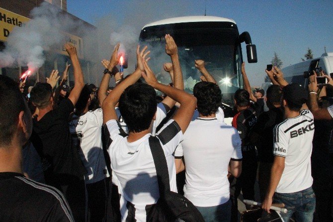 Beşiktaş’a Gaziantep’te Coşkulu Karşılama