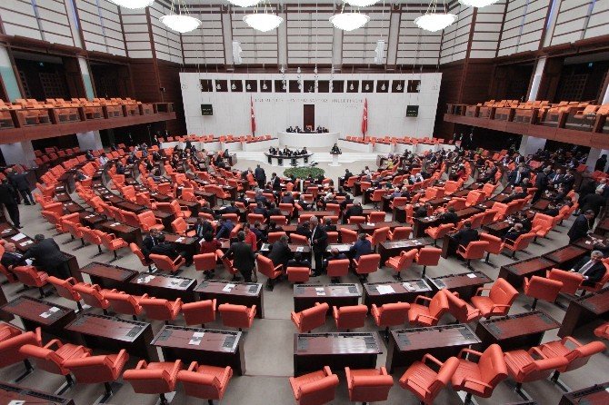 Tbmm 25. Dönemi Tamamladı