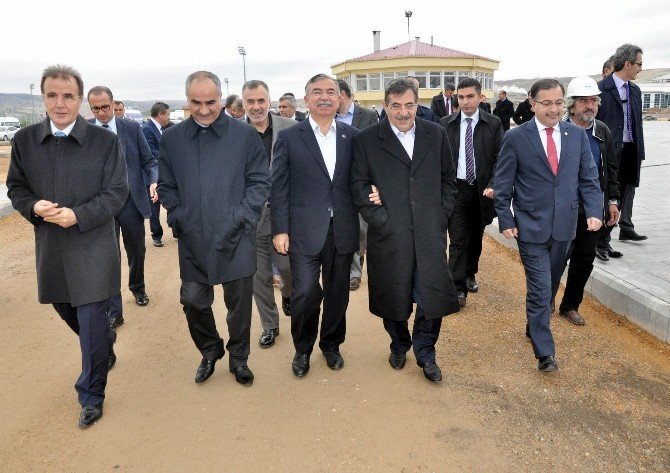 Tbmm Başkanı Yılmaz: “Partiler Kırmızı Çizgilerinden Vazgeçemedi”