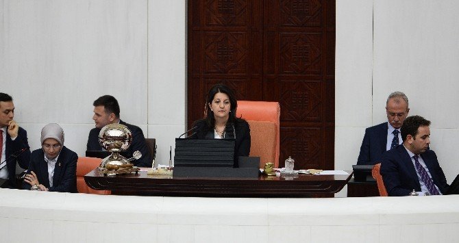 Mecliste Bir İlk