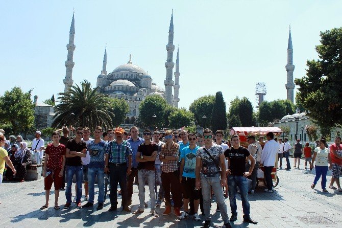 Anadolu İmam Hatip Lisesi Öğrencileri Mesleğe Tdv Desteğiyle Hazırlanıyor