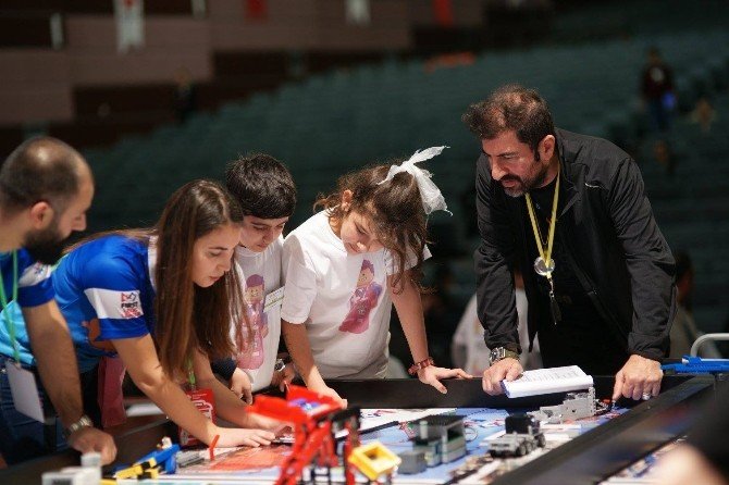Ted Tokat Koleji Robot Ekibi Ankara’dan Ödülle Döndü