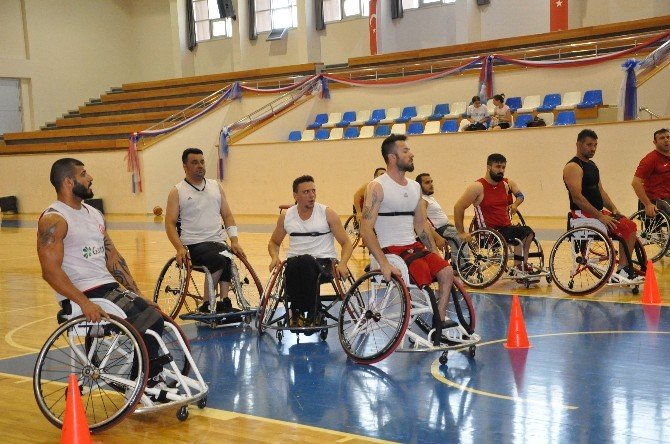 Tekerlekli Sandalye Basketbol Milli Takımı Balıkesir’de Kampa Girdi