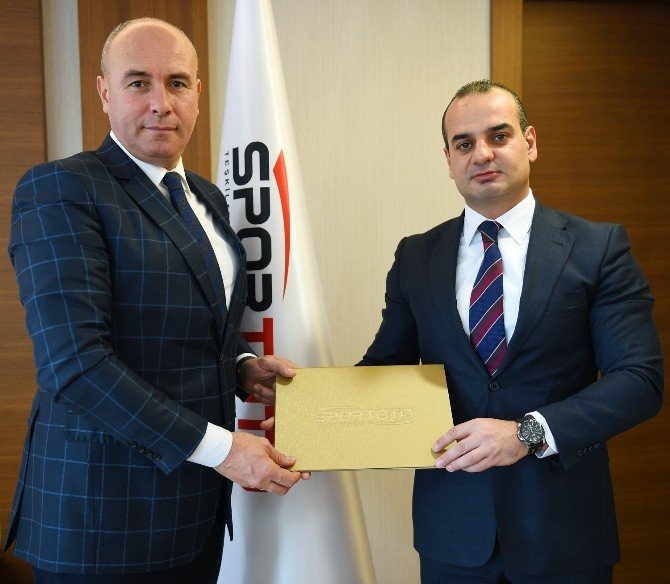 Tekkeköy’e Semt Sahası