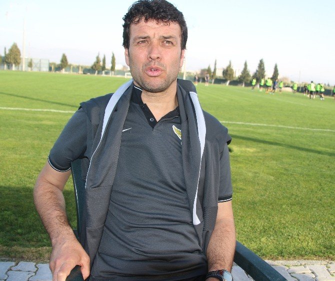 Akhisar Belediyespor’da Başakşehir Maçı Hazırlıkları Sürüyor