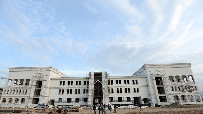 Türkiye’nin En Büyük Lisesinde Sona Yaklaşıldı