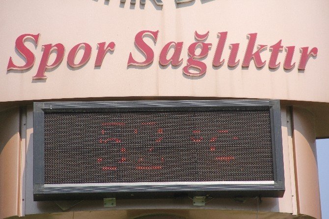 Adana’da Termometreler 52 Dereceyi Gösterdi