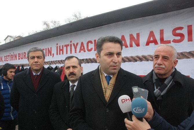 Tokat’ta “Askıda Kıyafet” Uygulaması