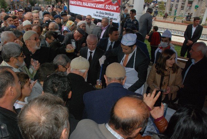Tokat’ta 15 Bin Kişilik Aşure İkramı