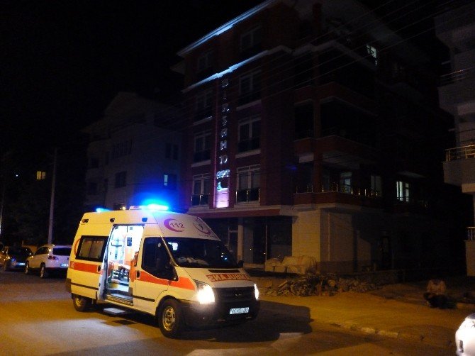 Polis Mamuru Evinde Tabancayla İntihar Etti
