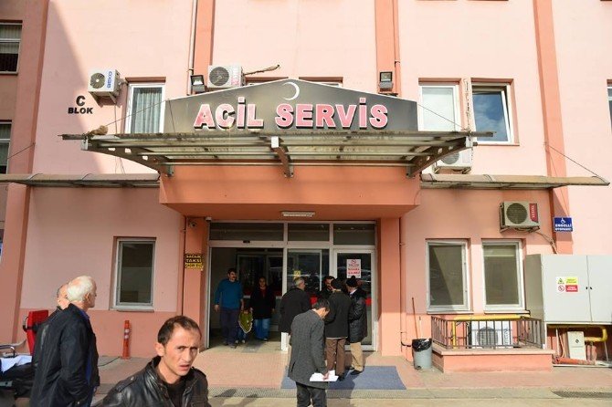 Tokat’ta Kamyon İle Minibüs Çarpıştı: 13 Yaralı