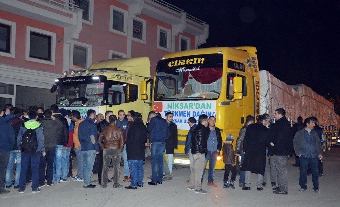Niksar Ülkü Ocakları’ndan Türkmenlere 2 Tır Dolusu Yardım