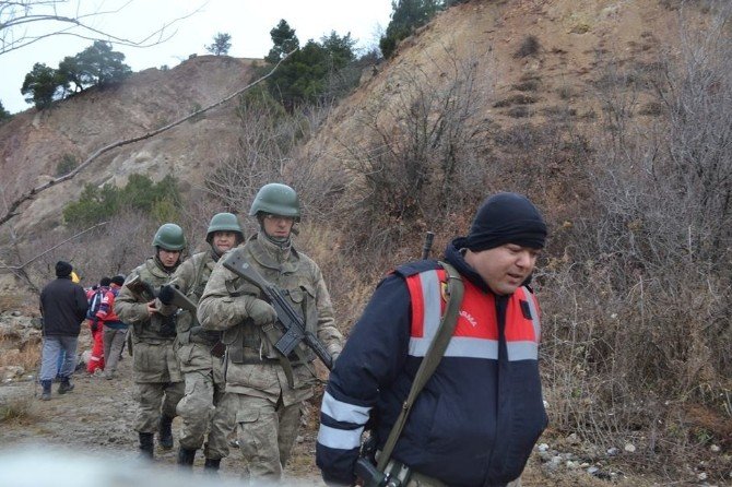Kayıp İki Çocuğun Arama Çalışmaları Kelkit Çayı’nda Tekrar Başlatılacak
