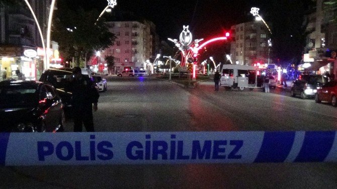 Tokat’ta Şüpheli Bavul Fünye İle Patlatıldı