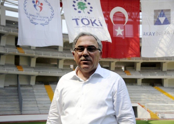 Başbakanlık Toplu Konut İdaresi Başkanı Mehmet Ergün Turan: