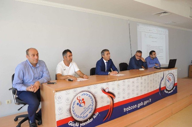 Trabzon’da Antrenör Değerlendirme Toplantısı