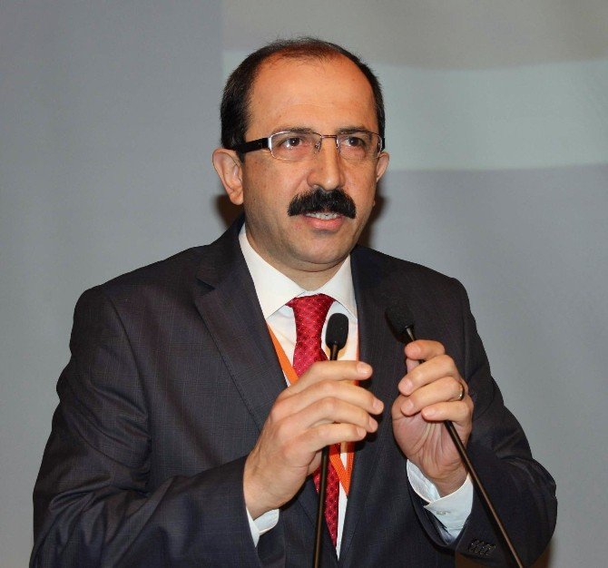 Ak Parti Genel Başkan Yardımcısı Ataş: "Mütevazi Bir Anlayışla Yolumuza Devam Etmeliyiz"