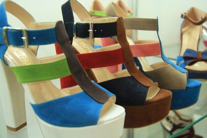 Fizik Tedavi Uzmanı Dr. Şahabettinoğlu: "Yüksek Topuk Kabusunuz Olmasın"