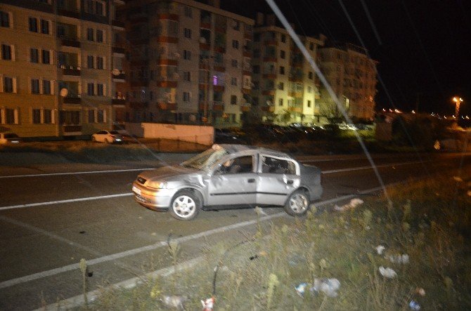 Tosya D-100 Karayolunda Otomobil Takla Attı: 1 Yaralı