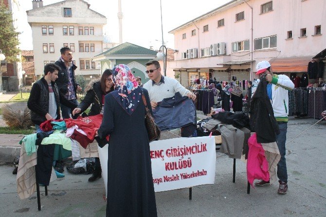 Tosya Meslek Yüksek Okulu Öğrencilerinden Örnek Davranış