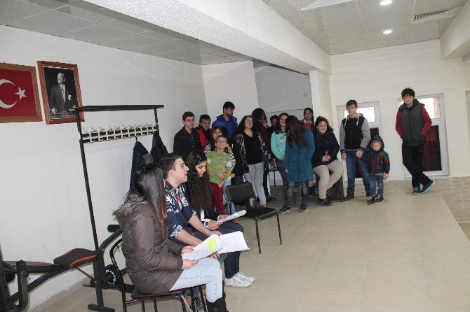 Tosya Tiyatro Kulübü İlk Provasını Yaptı