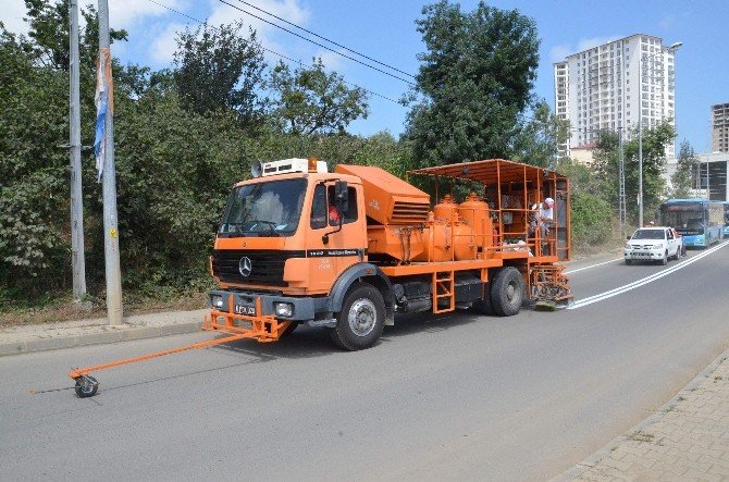 Trabzon Büyükşehir Belediyesi’den Yol Çizgi Çalışması