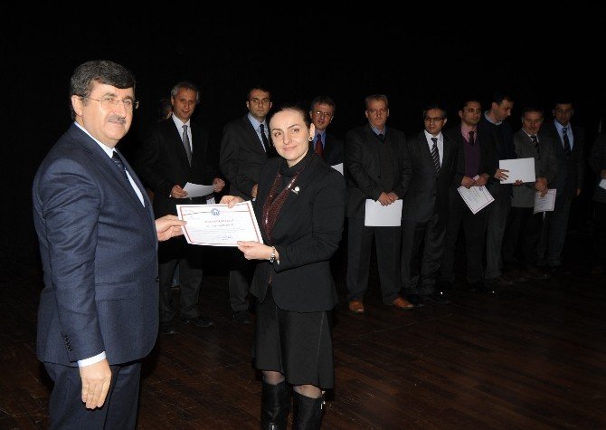 Trabzon’da 10. Kalkınma Planı Öncelikli Dönüşüm Programına Katılanlara Sertifikaları Verildi