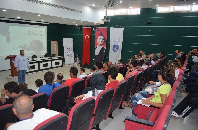 Trabzon’da Antrenörlere 
