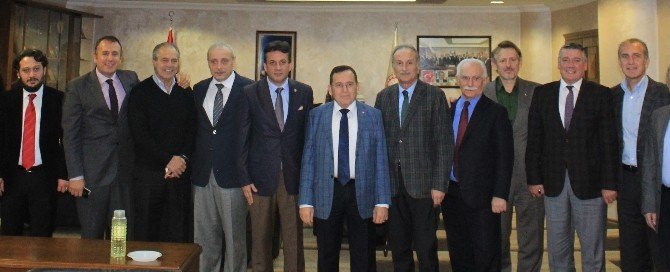 Hekimoğlu, Efsanelerle Buluştu