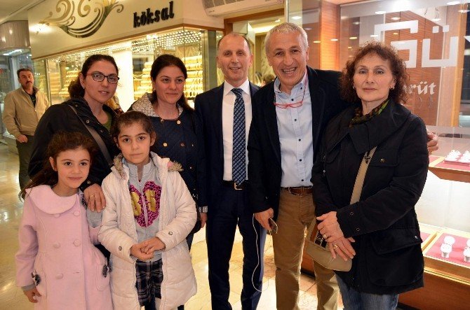 Muharrem Usta, Seçim Çalışmalarını Sürdürüyor