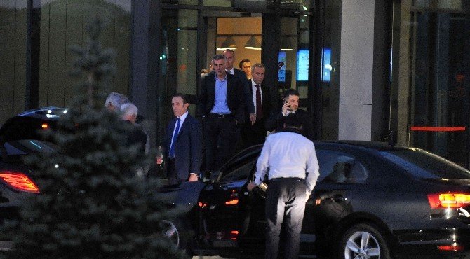 Hacıosmanoğlu Federasyon Binasından Ayrıldı