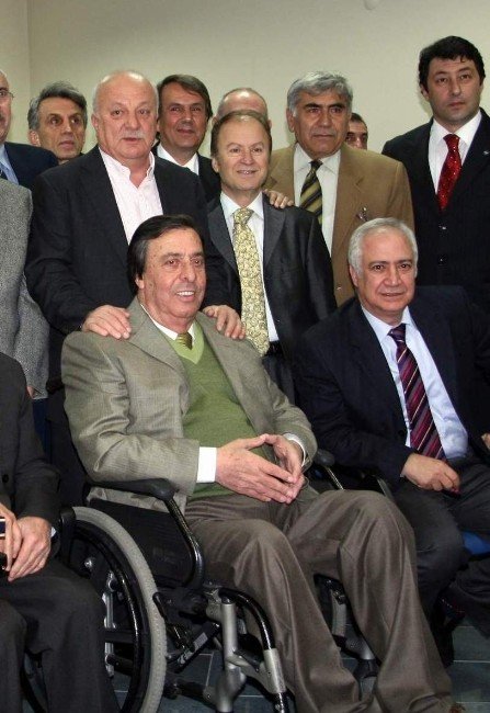 Trabzonspor Eski Asbaşkanlarından Kenan İskender Hayatını Kaybetti