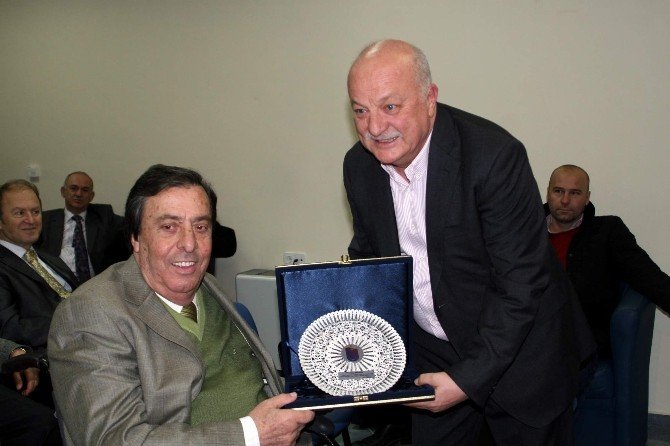 Trabzonspor Eski Asbaşkanlarından Kenan İskender Hayatını Kaybetti