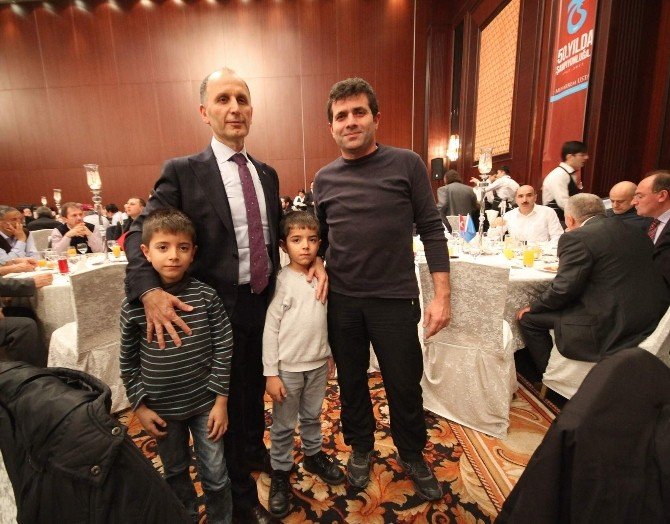 Usta: "Trabzonspor Bir Medeniyet Işığı Olarak Parlayacak”