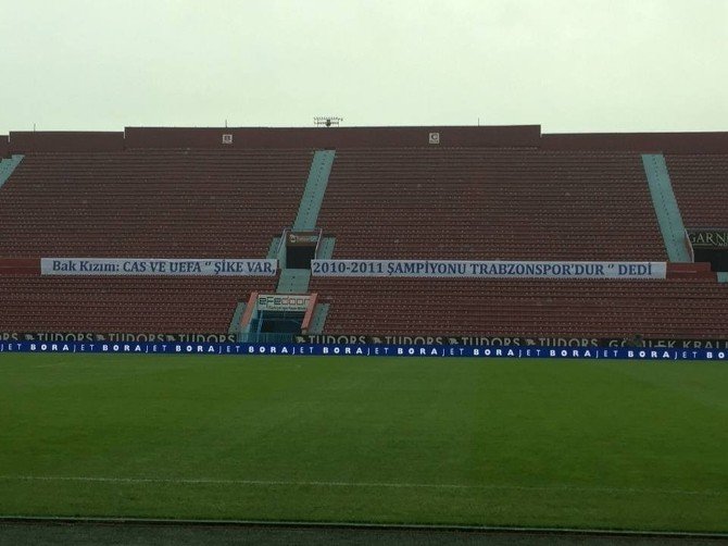 Trabzonspor Taraftarından Fenerbahçe’nin Pankartına Cevap
