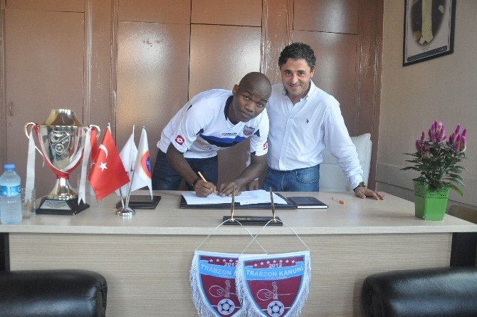 M’bia’nın Yeğeni Trabzon Amatör Kümeye Transfer Oldu