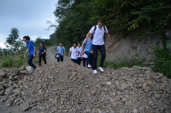 Okul Yolu Hafriyat Dolu