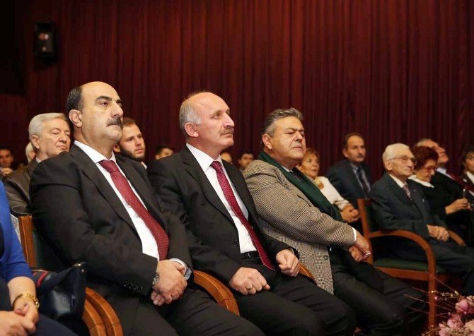 Prof. Dr. Alâeddin Yavaşca Adına Önce Sempozyum Sonra Konser