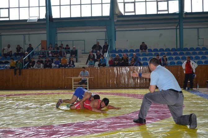 İznik’te Güreş Heyecanı